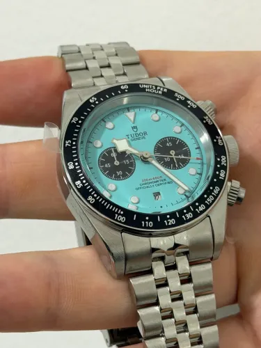 Tudor black bay Azul Miami NOVO