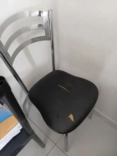 Vendo cadeira inox usada