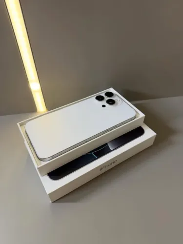 iPhone 16 pro 