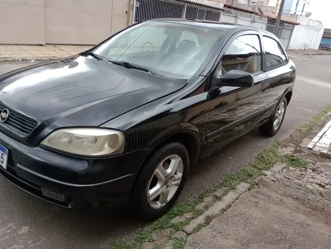 Chevrolet Astra 2.0/ CD/ Sunny/ GLS 2.0 8V 3P 2000