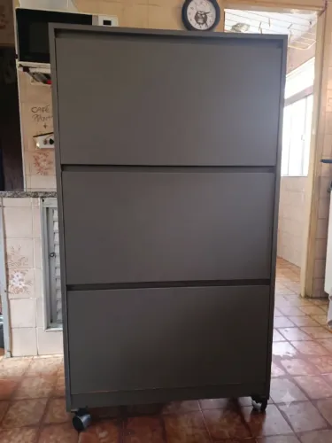 Sapateira Slim com Rodinhas Ótimo Estado
