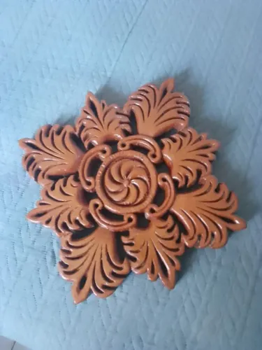Mandala Decorativa em MDF Feita à Mão - Acabamento Terracota