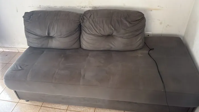 VENDO ESTE SOFÁ 350,00