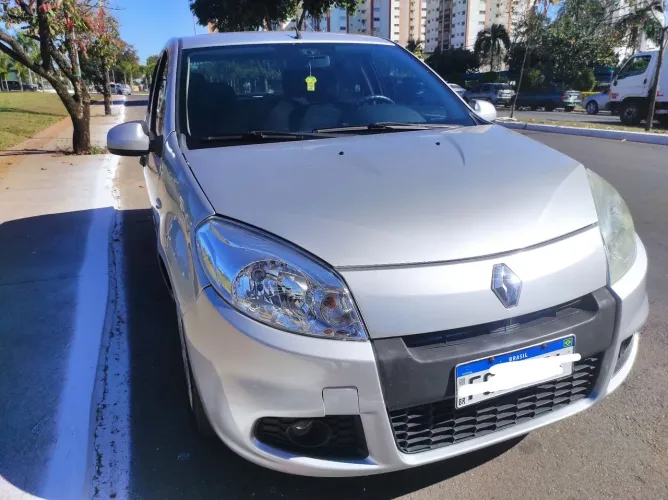 Renault Sandero Expression Hi-flex 1.6 8V 5P 2013