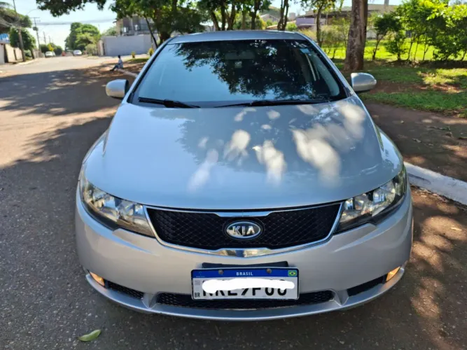 Kia Motors Cerato 1.6 16V Mec. 2010