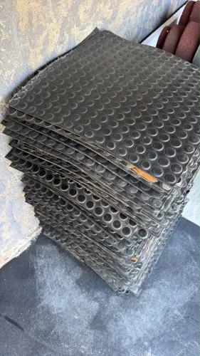 Piso moeda emborrachado