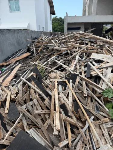 Vendo madeira obra demolição pinus