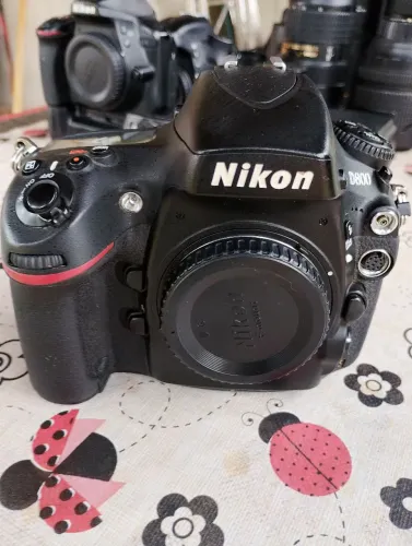Nikon D800