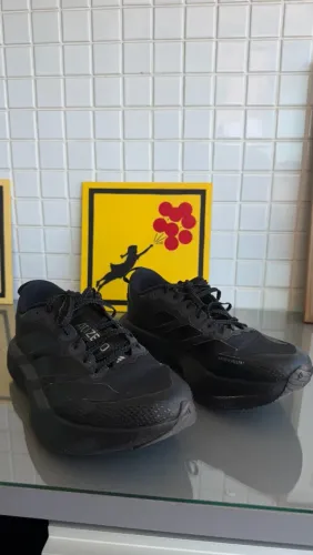 Tênis ADIZERO