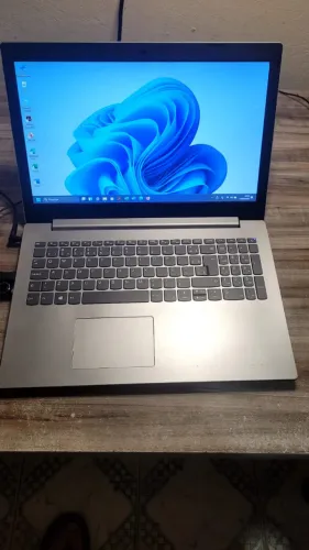 Notebook, I3 6ª geração, 2 terabites de HD e 4gb de Memória