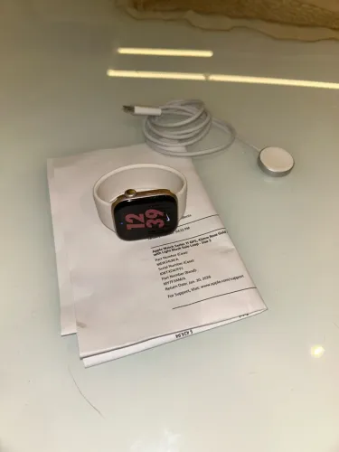 Apple Watch Series 11 GPS 42mm Rose Gold + Carregador