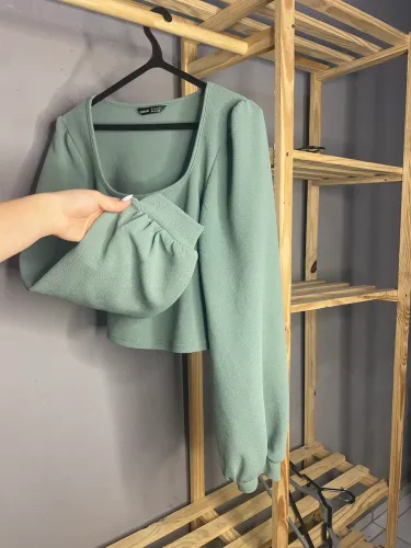 LOTE DE ROUPAS PARA BRECHÓ