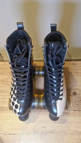 Patins Melissa Roller Joy - Edição Limitada (Série 0631/1979) - Semi Novo<br>
