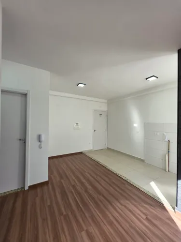 APARTAMENTO À VENDA