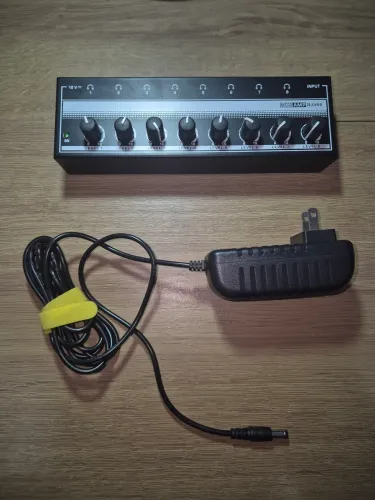 Amplification de fones 8 canals MicroAmp HA800