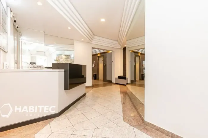 Sala/ Conjunto Comercial com 33 m² no Centro - Ed Comercial Washington - HT2436
