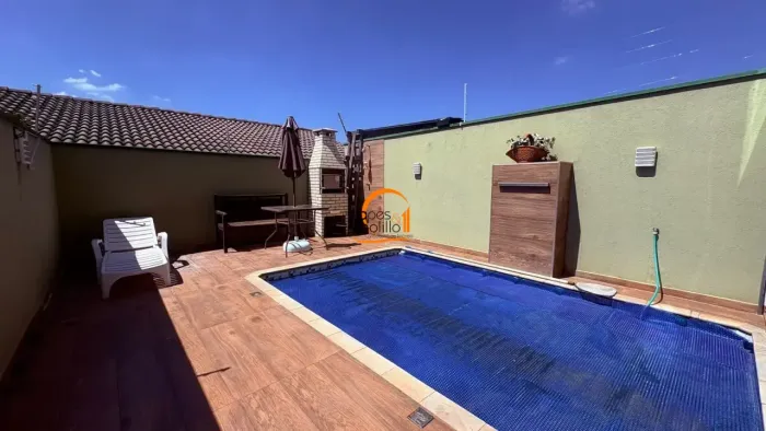 Casa à venda com excelente localização no Jardim Jaraguá, Atibaia, SP