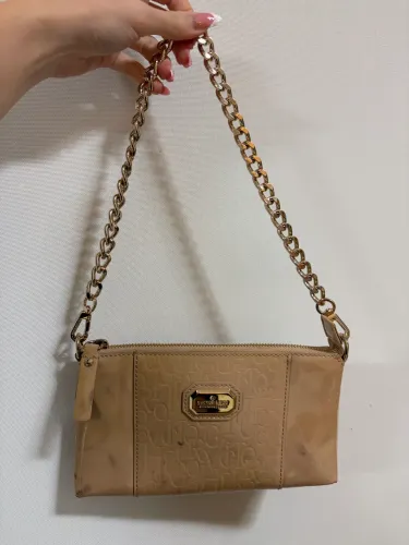 BOLSA VICTOR HUGO | BEGE COM CORRENTE