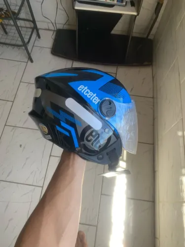 Capacete aberto novo