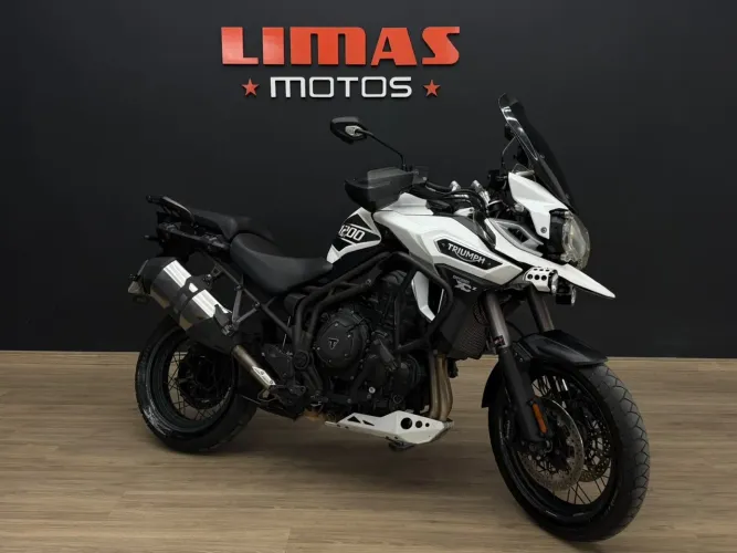 Tiger XCX 1200 Branca 2017 - R$ 6.000,00 Abaixo da FIPE.