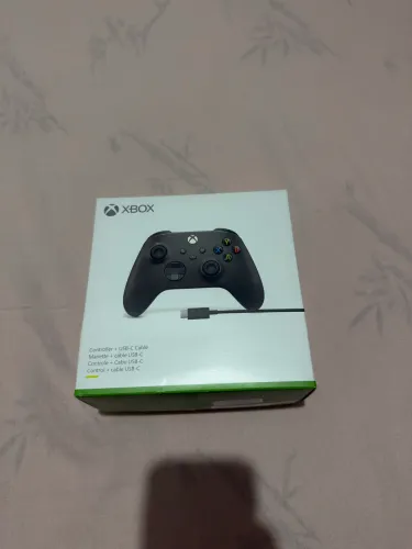 Controle Xbox Wireless (Bluetooth) Preto - Semi Novo | Na Caixa