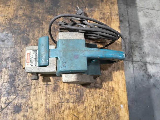 Lixadeira de cinta Makita 220v