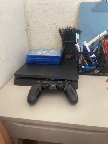 PS4
