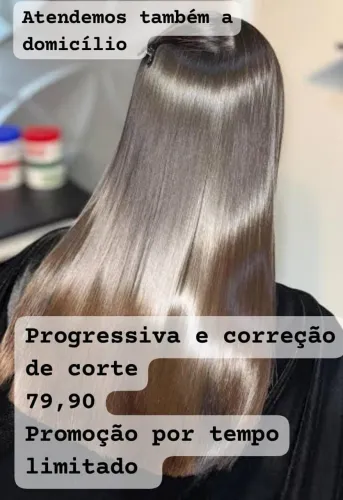 Cabeleireira especialista em alisamento