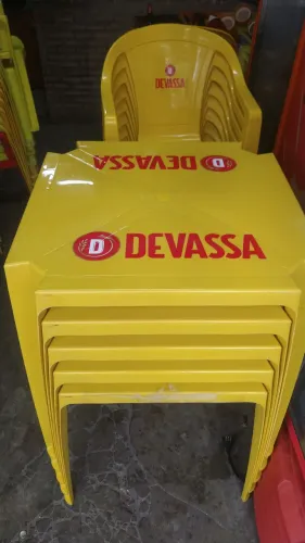 Mesas de bar à venda