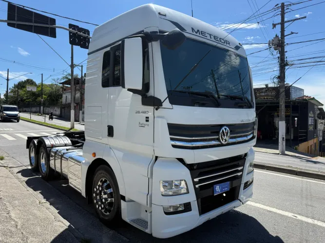 Vw 28480 2025 Meteor 6x2 rodas alumínio novíssimo