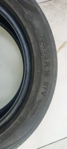 Par de Pneus 195/55 R16 87V Continental