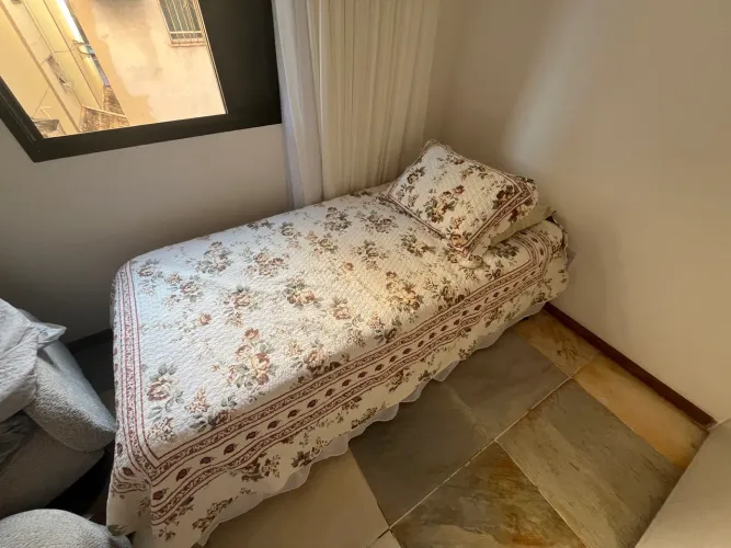 Cama box solteiro com bicama e colchão