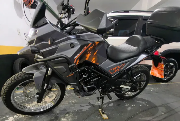 Novíssima NH190 com acessórios