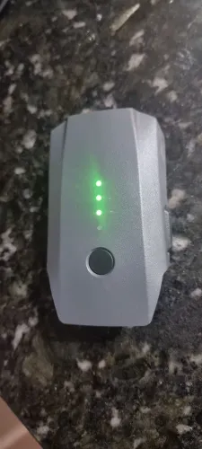 Vendo bateria para drone Dji Mavic Pro, inchada mais 100% funcionando 15min