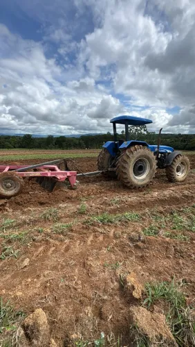 Trator New holland 7630 4x4 Pneu balão REVISADO!