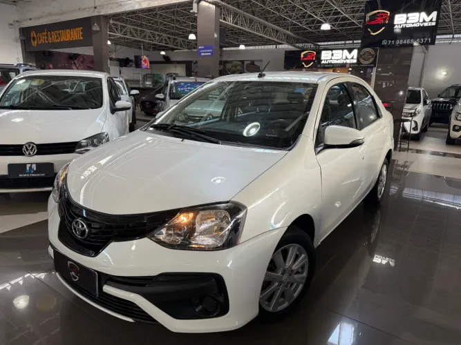 Toyota Etios X Plus Sedan 1.5 Flex 16V 4P Mec. 2020