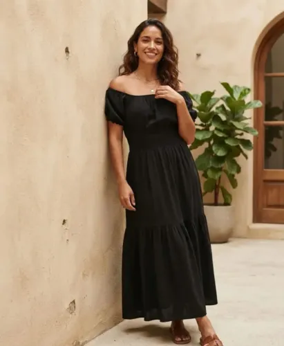 Vestido Preto Em Viscose. Látex Na Cintura. Tamanho 42