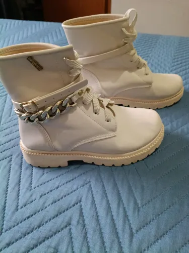 Bota Menina 32