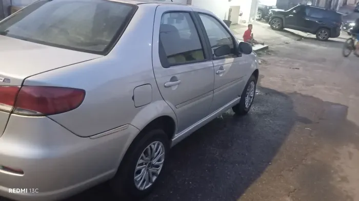 Fiat Siena Tetrafuel 1.4 MPI Fire Flex 8V 4P 2012