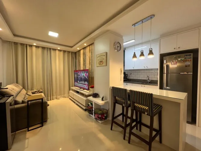 Apartamento com 2 suítes na Agronômica, Florianópolis.