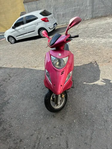 Burgman i 125 2014