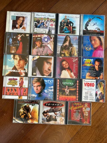 CDs trilhas sonoras novelas e filmes diversos. R$ 15,00 cada