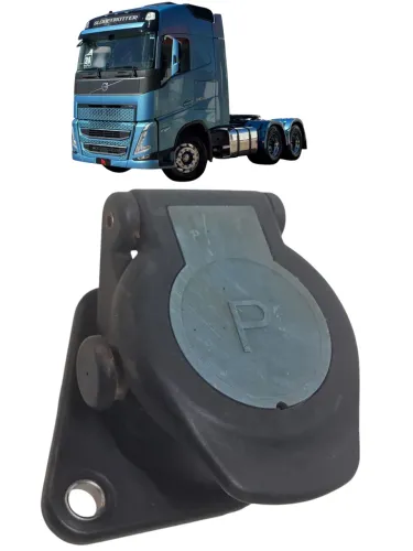Tampa suporte protetor de tomada Volvo FH540 ano 2024 026442