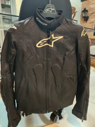 Jaqueta MOTO ALPINESTARS tamanho M feminina - IMPECÁVEL