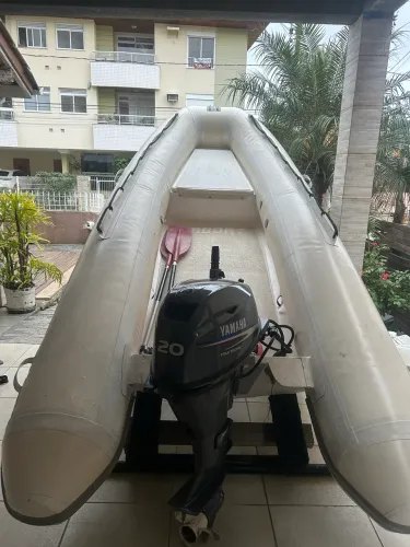 Bote Inflável