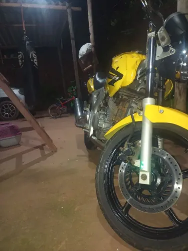 Vendo Twister 2008 08 amarela
