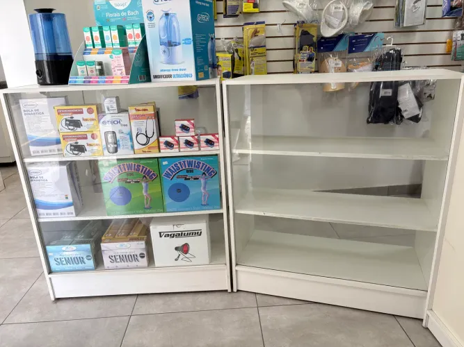 Expositor de vidro branco 