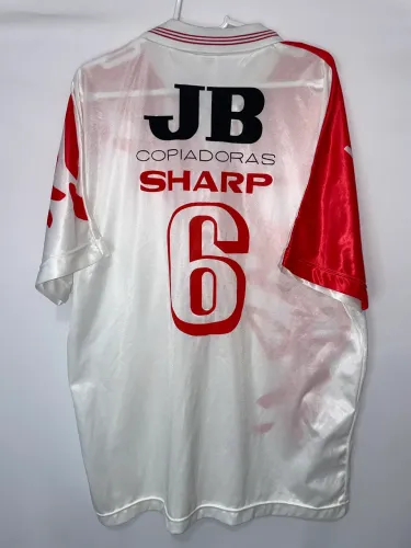 Camisa de time de futebol anos 90 CGC penalty