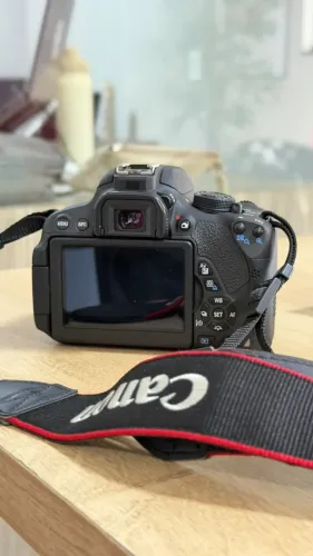 CANON REBEL T5i + 18-55mm