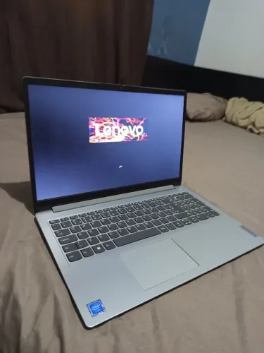 Nootbook Lenovo  obs: Apenas um probleminha na Placa Filha usb.. Posso variar o preço